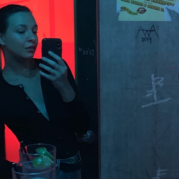 Meet your Posher, Meaghan - Picture 3 of 4